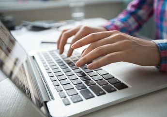 6 Cara Menghemat Baterai Laptop Supaya Gak Cepat Habis, Gampang Banget Diaplikasikan