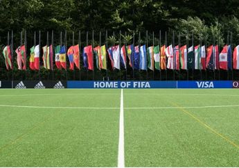 FIFA Kibarkan Bendera Setengah Tiang Demi Hormati Para Korban Tragedi Kanjuruhan