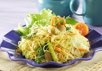 Resep Bekal Sekolah : Resep Bihun Goreng Bumbu Opor, Menu Sarapan yang Mampu Bikin Semangat Di Pagi Hari