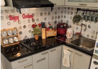 Kecil Tapi Fungsional! Desain Dapur Sempit Aesthetic Ini Bikin Istri Tambah Kreatif Olah Masakan, Intip 7 Foto Hasilnya