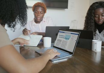 Cara Melihat Jumlah Kata di Microsoft Word dan Google Docs, Gampang!