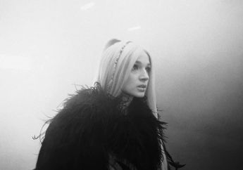 3 Rekomendasi Lagu Metal Unik dan Nyeleneh dari Proyek Solo Poppy!