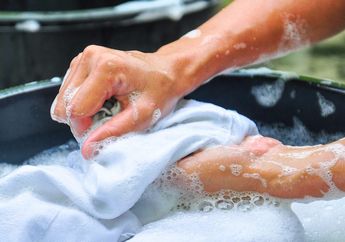 Cara Memutihkan Pakaian Dekil Tanpa Pemutih, Coba Campurkan Detergen dengan 2 Bahan Alami ini, Hasilnya Bisa 1000 Kali Lebih Kinclong daripada di Laundry!