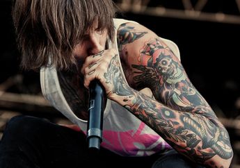 Happy Birthday Oliver Sykes! Ini 5 Rekomendasi Lagu Metal dari Era Deathcore Bring Me the Horizon!