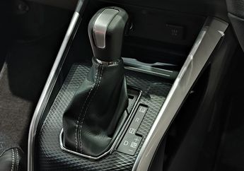 Tips Harian Mobil Matic, Belajar dari Nol Wajib Tahu Kode di Tuas Transmisi