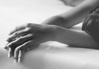 Perawat Cantik Selingkuh dengan Pasien Stroke, Nekat Berhubungan Badan di Parkiran Sampai Sang Pria Meninggal Mendadak