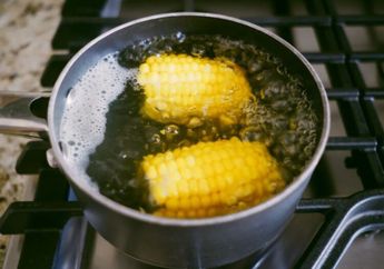 Trik Anti Gagal Membuat Jagung Rebus Supaya Empuk dan Manis, Tambahkan 2 Bahan Dapur Ini