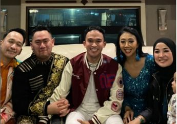 Rumah Mewah Haji Isam Dikunjungi Para Artis saat Batfest 2022, Ruben Onsu dan Anwar Sanjaya Tulis Ucapan Ini untuk Istri Crazy Rich Kalimantan