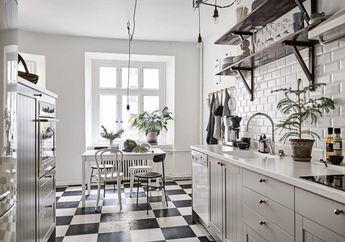 4 Cara Membersihkan Noda Minyak di Lantai Dapur Minimalis
