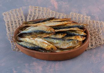 Ciri-ciri Ikan Asin yang Bebas Formalin, Gak Bakal Ketipu Pedagang Nakal Lagi