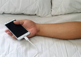 Pria 18 Tahun Tewas Tersengat Listrik Saat Tidur Sambil Mengisi Baterai HP, Ternyata 5 Kebiasaan Ini Pantang Dilakukan Saat Charge HP!