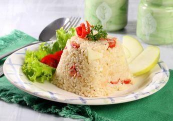 Sajikan Nasi Goreng Praktis Dan Unik Namun Enak Dengan Mencontek Resep Nasi Goreng Sosis Apel!