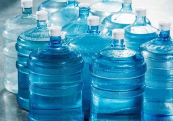 Tolong Ibu-ibu Perhatikan! Kalau Air Isi Ulang yang Dibeli Ada Tanda-tanda Ini, Jangan Diminum Kalau Tak Mau Menyesal