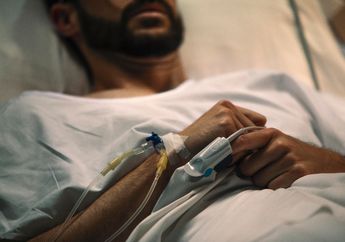 Bertahun-tahun Koma Sampai Dokter Angkat Tangan, Pria Ini Mendadak Siuman dengan Kondisi Mengejutkan