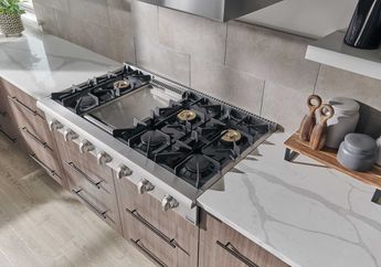 6 Pertimbangan Memilih Kompor Tanam di Dapur Minimalis