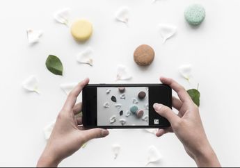 Gampang Ternyata! Cara Foto Flat Lay untuk Bikin Konten Lebih Estetik