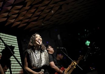 Mesra Bareng Gisel di Foto Terkini, Wijin Kepergok Lakukan Ini ke Sang Mantan