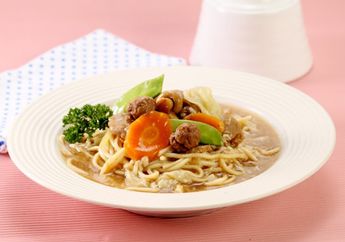 Hadirkan Menu Sarapan Spesial Untuk Besok Dengan Meniru Resep Mi Bola Daging Kuah Kental Ini