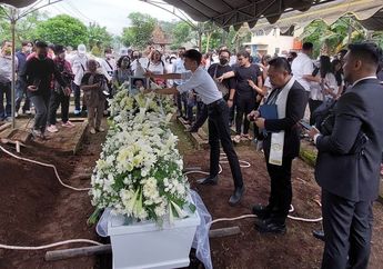 Innalillahi Wa Innailaihi Rojiun, Aktor Legendaris Ini Meninggal Dunia Usai 2 Hari Tidur, Tatapannya Saat Dimandikan Setelah Bangun Sempat Buat Panik Sang Istri