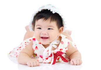 15 Rangkaian Nama Bayi Perempuan Awalan Huruf N Lengkap dengan Arti