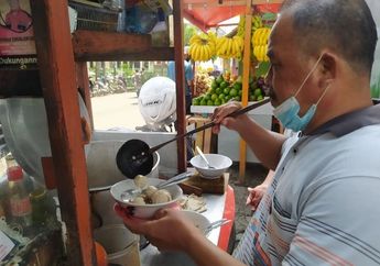 Selama ini Gak Ada yang Sadar, Kuah Bakso Buatan Pedagang Bisa Gurih dan Enak karena Dua Bahan ini, Bukan Cuka Apalagi Micin!