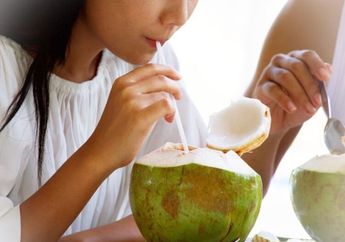 Wanita Harus Tahu, Air Kelapa Ternyata Bisa Bikin Tubuh Jauh dari Penyakit Sekaligus Bikin Wajah Cantik, Buktikan Sendiri deh!