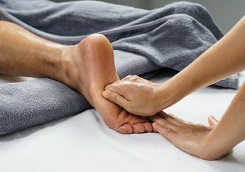 Cuma Pijat Satu Bagian ini Pada Suami, Mendadak jadi Malas Keluar Kamar Sampai Besok Siang, Kok Bisa?