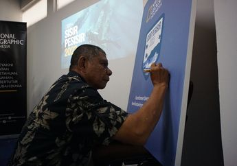 Frensly Demianus Hukom dalam Diskusi Sisir Pesisir: Pengamatan Karang Indonesia Pernah Dilakukan di 40 Lokasi