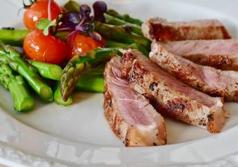 6 Makanan Lezat yang Ampuh Mengurangi Gejala Asam Lambung, Wajib Coba!