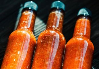 Awas, Banyak yang Palsu! Jangan Beli Saus Sambal Botol dengan 4 Ciri-ciri ini, No. 3 Dikira Pakai Cabai Asli
