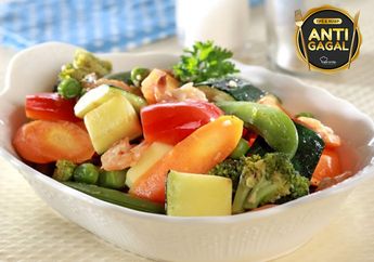 Cara Ampuh Bikin Keluarga Suka Makan Sayur Sederhana Banget, Hadirkan Resep Saute Vegetables With Prawn Super Sedap Ini Saja!