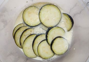 Heran Lihat Dapur Warteg Ada Terong Direndam Susu, Pas Coba Sendiri, Langsung Malas Jajan Lagi Di Luar Rumah, Kok Bisa?