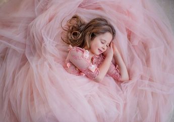 Nama Bayi Perempuan Islami Lahir Bulan November Lengkap dengan Artinya
