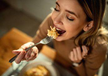 Zodiak Hari Ini 1 Desember 2023, Libra Perhatikan Makannya Biar Enggak Asal Kenyang!