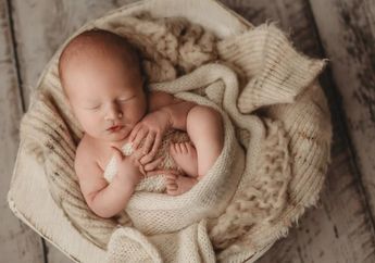 9 Rangkaian Nama Bayi Perempuan Kristen 2 Kata Awalan Christie Beserta Arti