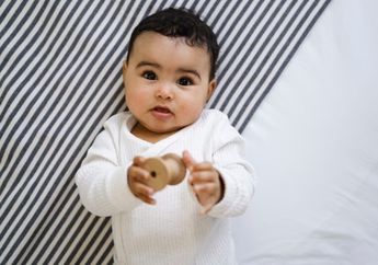 BERITA POPULER: Nama Bayi Perempuan Nuansa Arab Huruf A-D hingga 6 Tanaman Bunga untuk Perawatan Kulit
