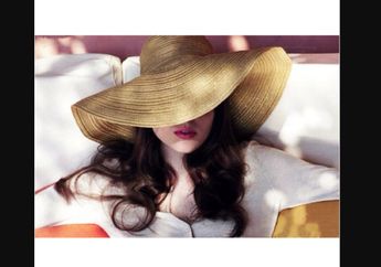 Bongkar 3 Zodiak yang Bakalan Kece dan Cocok Banget Pakai Floppy Hat!