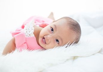 15 Rangkaian Nama Bayi Perempuan 3 Kata Awalan Huruf G Beserta Arti