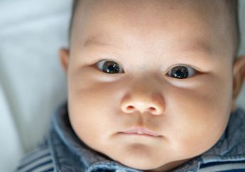 Mata Bayi Belekan? Coba Ikuti 3 Cara Ini untuk Membersihkannya