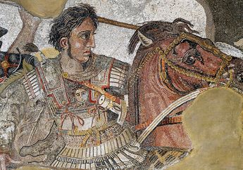 Sejarah Dunia Kuno: Bagaimana Alexander Mendapat Gelar "Agung"-nya?
