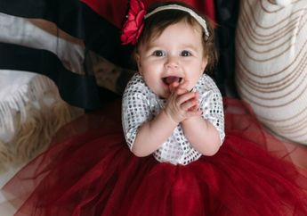 Rangkaian Nama Bayi Perempuan Awalan Huruf N, Ada yang Punya Arti Bersih dan Suci