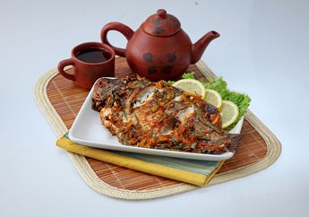 Cukup Tambahkan 1 Bumbu Dapur Ini Saja Setiap Masak Ikan, Keluarga Tak Mau Pergi dari Meja Makan, Kok Bisa?