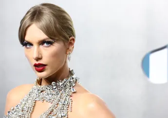 4 Pilihan Lipstik Maroon Lokal Biar Bisa Mirip Taylor Swift!