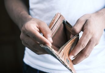 Inilah 4 Weton Berbahaya yang Mudah Terlilit Utang Menurut Primbon Jawa