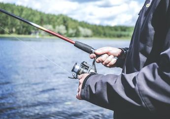 7 Ide Hadiah untuk Suami yang Punya Hobi Memancing, DIjamin Bikin Suami Makin Cinta