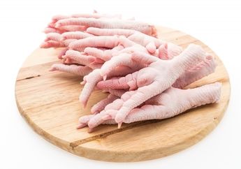 Beruntung Sekali yang Suka Makan Ceker, Sampai Tua Tidak Pernah Merasakan Masalah Utama Para Remaja ini