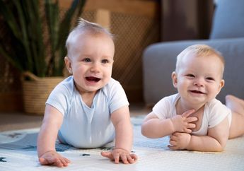 12 Nama Bayi Kembar Laki-laki Inggris Unik dan Modern Beserta Arti
