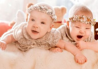 12 Ide Nama Bayi Kembar Perempuan Nuansa Islami 2 Kata Beserta Arti