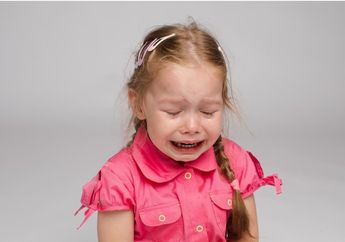 Cara Menenangkan Anak yang Sedang Tantrum di Tempat Umum, Solusi Bijaksana untuk Orang Tua