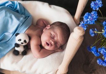 10 Ide Nama Bayi Laki-laki Islami yang Memiliki Arti Mulia